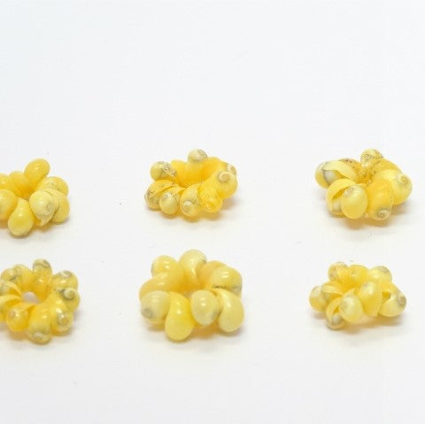 シェル モンゴリング イエロー 貝殻 貝 エコクラフト 岐阜 工作 サンゴ フラワーアレンジメント ハワイアン 雑貨 自然素材 素材 卸売り 二枚貝 巻貝 天然 ヒドデ スターフィッシュ 通信販売 通販 サンゴ礁 可愛い おしゃれ 綺麗 貝殻アクセサリー 人気 おすすめ 売れ筋 格安 アウトレット 高品質 美品 shell 良品