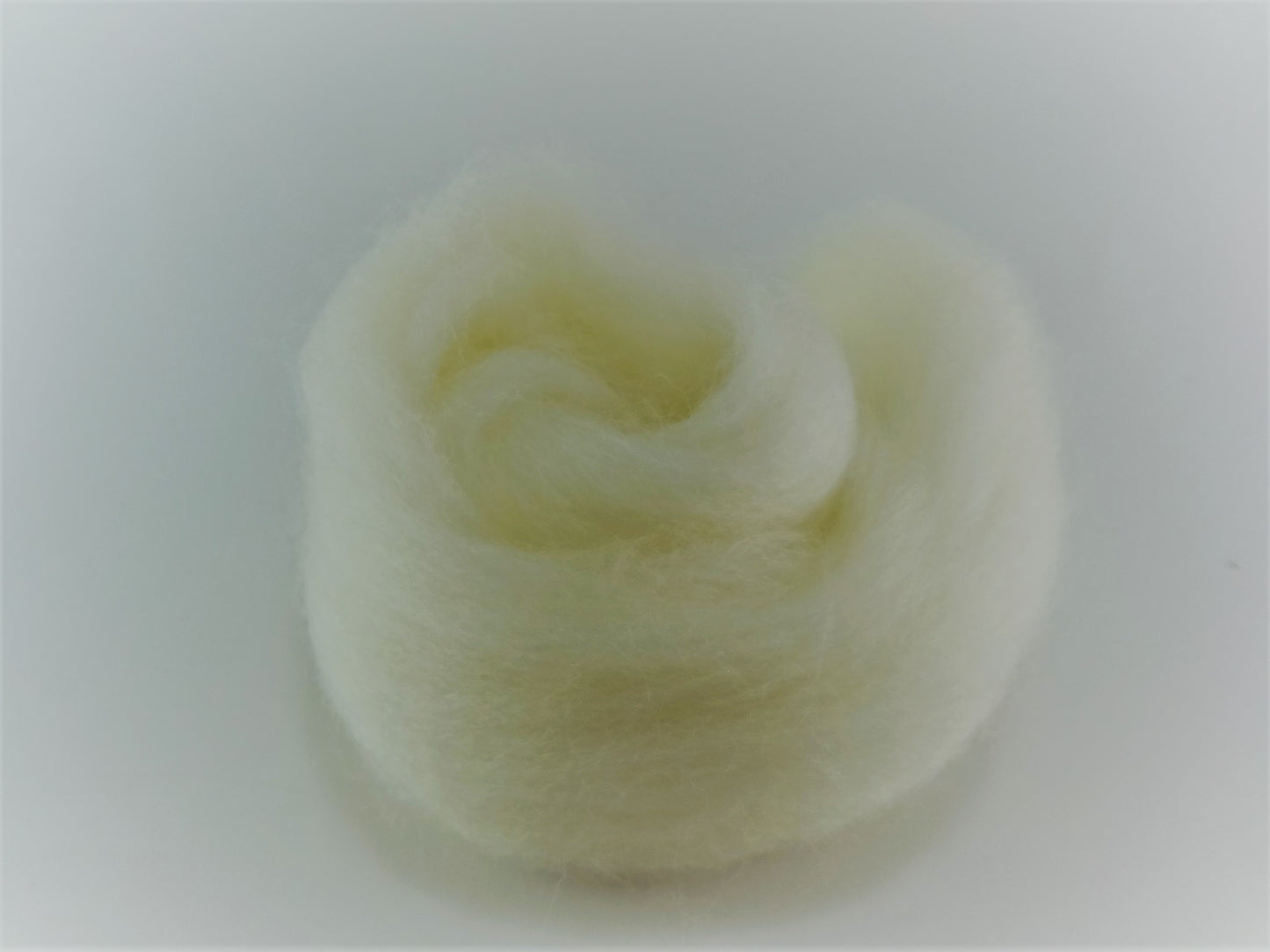シープヘアー（羊毛）ホワイト　約１０ｇ